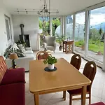 Kraft Tanken In Gruener Oase Mit Grossem Wohnraum Und Riesigem Garten Dornbirn