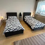 Kraft Tanken In Gruener Oase Mit Grossem Wohnraum Und Riesigem Garten * Dornbirn