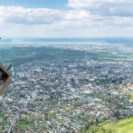 Kraft Tanken In Gruener Oase Mit Grossem Wohnraum Und Riesigem Garten *