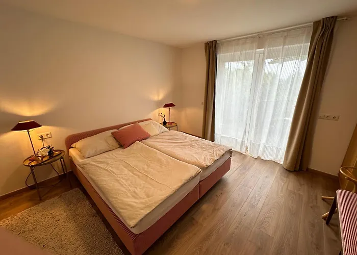 Kraft Tanken In Gruener Oase Mit Grossem Wohnraum Und Riesigem Garten Dornbirn