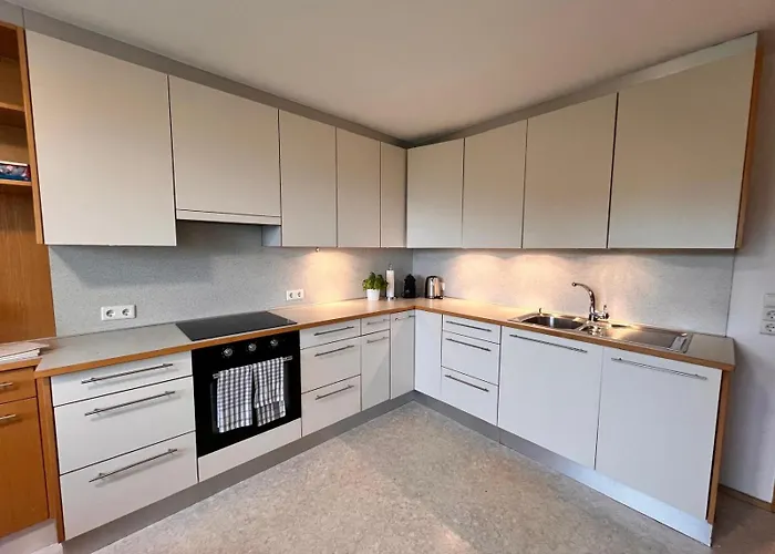 Kraft Tanken In Gruener Oase Mit Grossem Wohnraum Und Riesigem Garten * Dornbirn