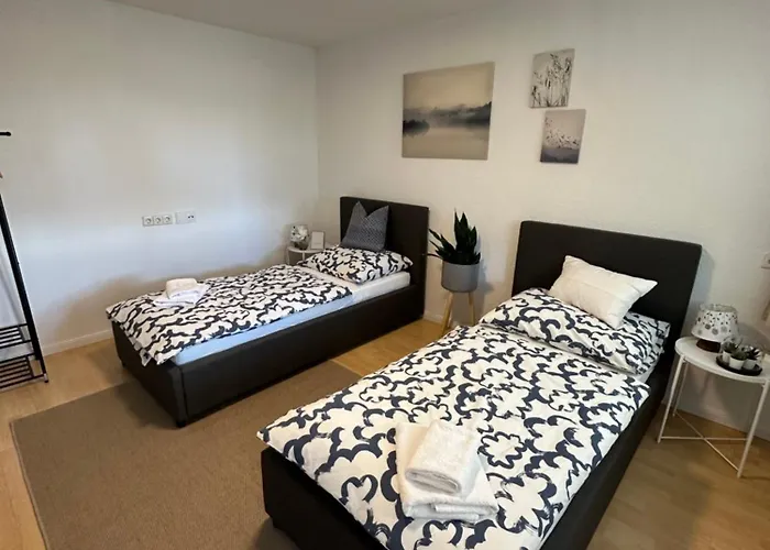 Kraft Tanken In Gruener Oase Mit Grossem Wohnraum Und Riesigem Garten Apartment Dornbirn