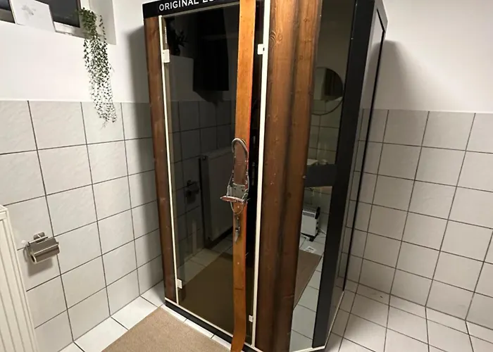 Apartment Kraft Tanken In Gruener Oase Mit Grossem Wohnraum Und Riesigem Garten